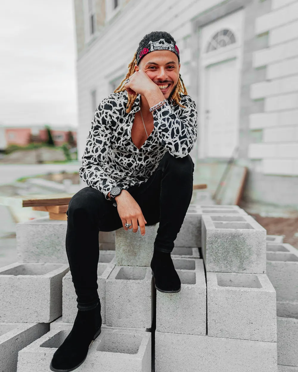 carousel-polkadot-shirt